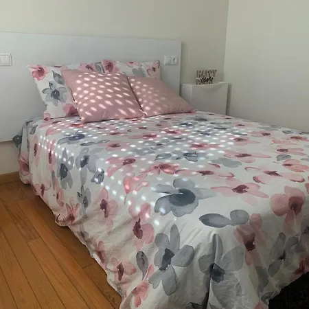Appartement Piso En Xinzo De Limia, Muy Luminoso De 3